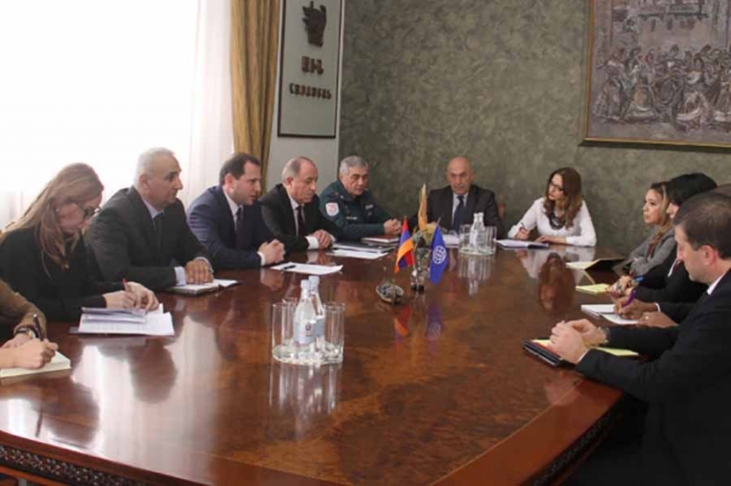 طريقة إدارة المخاطر على المستوى المحلي