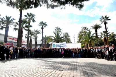 Coop&eacute;rative de d&eacute;veloppement agricole pour le lait et pneumatiques &agrave; Izmir, en Turquie