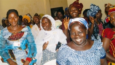 تشترك قوات الشرطة في رواندا وكوت ديفوار في الخبرات المتعلقة بمكافحة العنف ضد النساء والفتيات