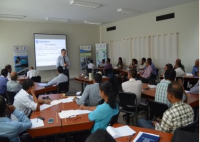 شراكة مع المعهد الهندي للتكنولوجيا ، مدراس لمعالجة آثار تغير المناخ في ساحل موريشيوس من خلال بناء القدرات في مجال الهندسة الساحلية