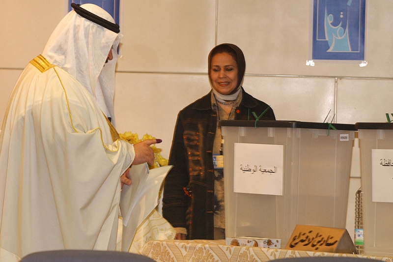 تعزيز المعرفة والقدرات لدى اللجنة العليا المستقلة للانتخابات